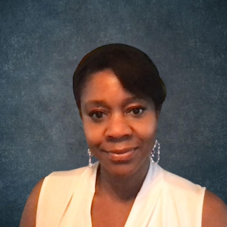 Steff Headshot 768x768